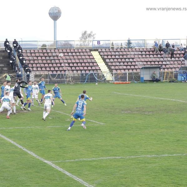 Detalj sa današnje utakmice na Stadionu Jumko. Foto Vranje news