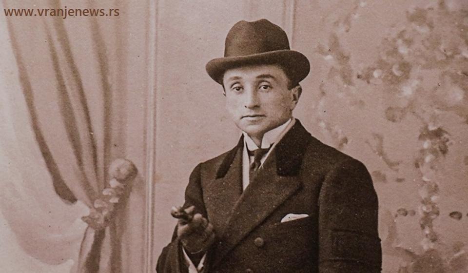 Nikola Stojanović Butinac, fotografija iz studentskih dana u Francuskoj (1921). Foto Vranje News