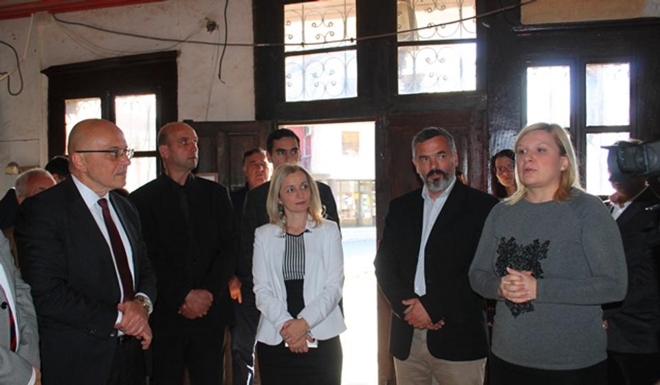 Ministar kulture Vladan Vukosavljević obišao je radove na sanaciji muzeja u novembru 2018. Foto VranjeNews