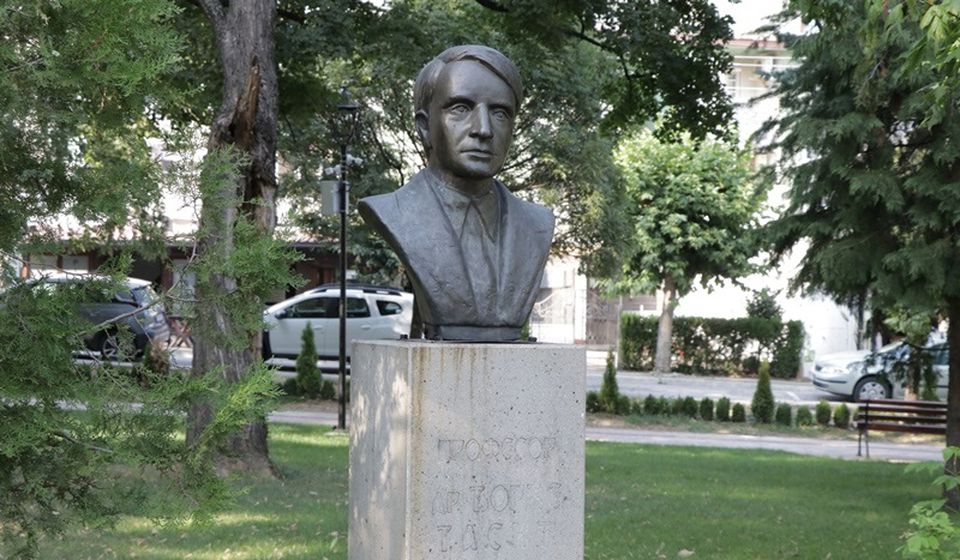 Bista u čast Đorđa Tasića nalazi se u Gradskom parku u Vranju. Foto Vranje News
