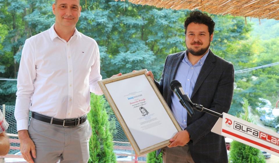 Donorska povelja iz Alfa Plama predata kompaniji Knauf insulation. Foto Vranje News