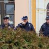 Pripadnici vranjske policije na zadatku. Foto Vranje News