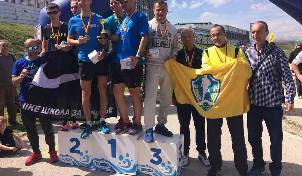 Veliki uspeh u Skoplju: vranjski maratonci. Foto Fejsbuk profil atletskog kluba