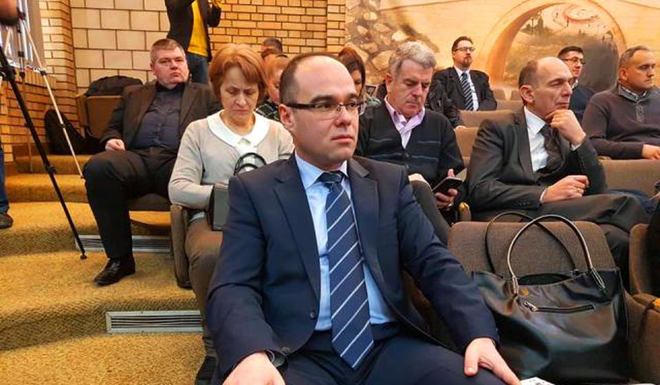 Preuzimam punu odgoovrnost za budući rad preduzeća: Stojančić na današnjoj sednici parlamenta. Foto VranjeNews