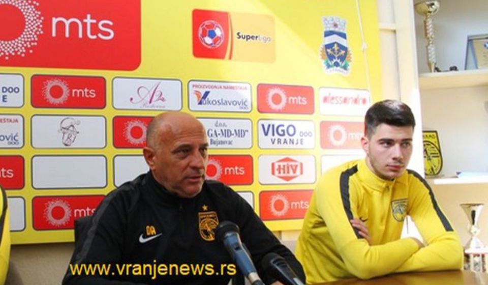 Antić i Ratković na jednoj od konferencija za medije u protekloj sezoni. Foto VranjeNews