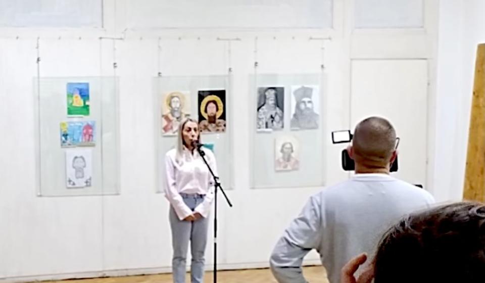 Detalj sa otvaranja izložbe u Galeriji Narodnog univrziteta. Foto galerija NU