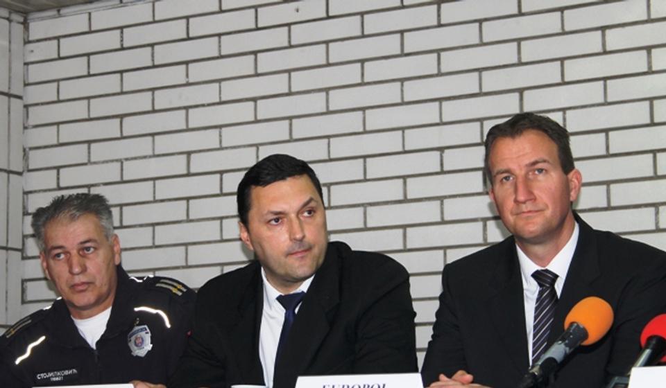 Spremni za dalje operacije: Stoiljković, Živković i Četinko. Foto VranjeNews