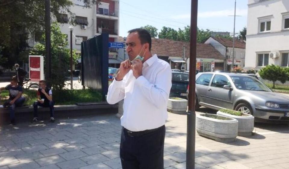 Nenad Mitrović posle današnjeg otkazivanja konstitutivne sednice SO Bujanovac. Foto Bujanovačke