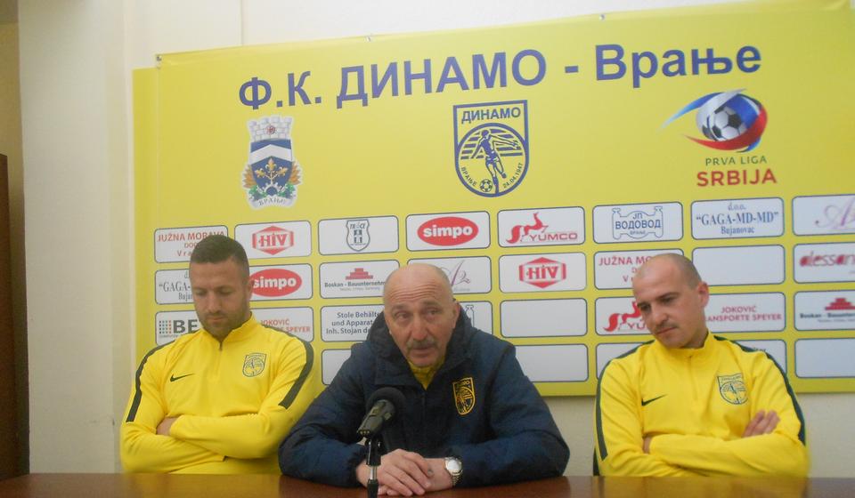 Svih devedeset minuta za pobedu: Jovanović, Baranin i Stojković. Foto VranjeNews