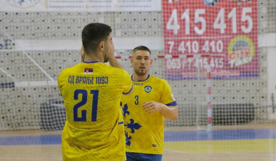 Utvić (broj 21) je bio najefikasniji u ekipi Vranja. Foto Vranje news