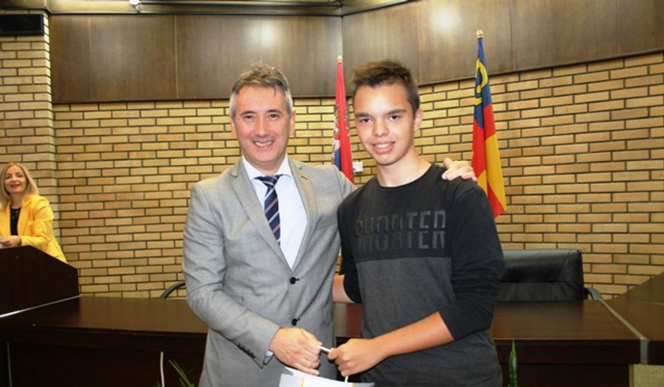 Bogdan Micić,OŠ Radoje Domanović