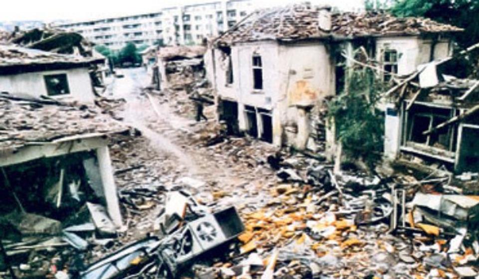 Posledice NATO bombardovanja periferije Vranja