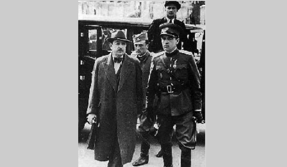 Živan Knežević hapsi predsednika Vlade Kraljevine Jugoslavije Dušana Simovića. Foto arhiva B. Dimića