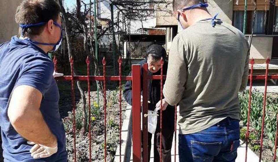 Foto Pomoć bez granice