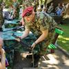 Slične akcije za mališane Vojska organizuje i na drugim lokacijama: prizor sa Dečjeg festivala. Foto VranjeNews