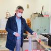 Slobodan Milenković na glasačkom mestu u "Karingtonki". Foto vranje.rs