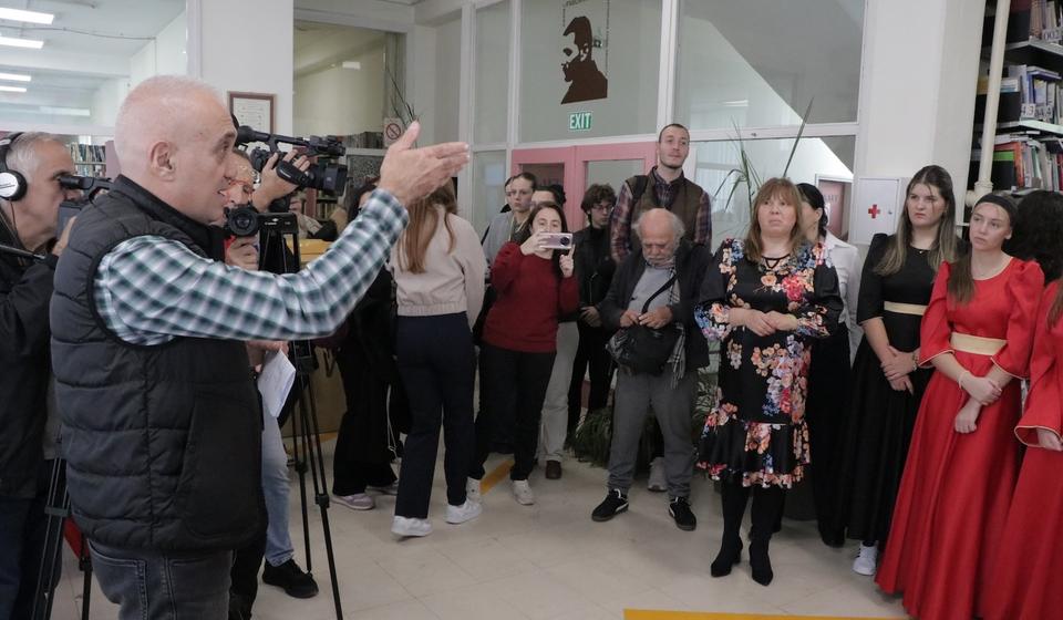 Detalj sa otvaranja izložbe. Foto Vranje news