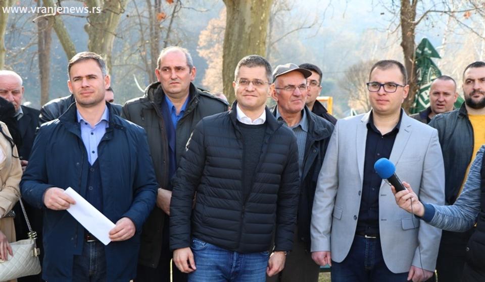 Tzv. SLAPP tužbe protiv urednika i medija povodom konferencije za medije Vuka Jeremića u Vranjskoj Banji. Foto Vranje News