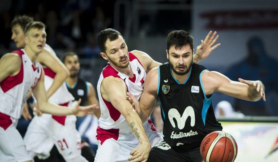Janković u dresu Estudijantesa. Foto eurocupbasketball.com