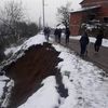 Klizište je odmah pored puta. Foto Grad Vranje