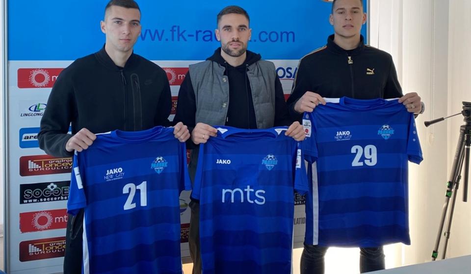 Biber, Bainović i Milovanović. Foto FK Radnik