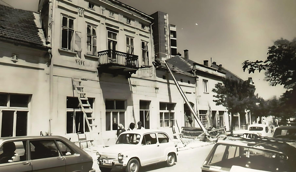 Ulica Ivana Milutinovića , popravka krova 