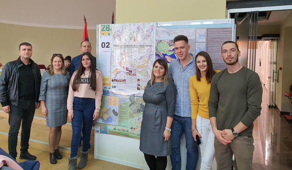 Deo saradnika koji je učestvovao u izradi vranjskog GUP-a. Foto lična arhiva