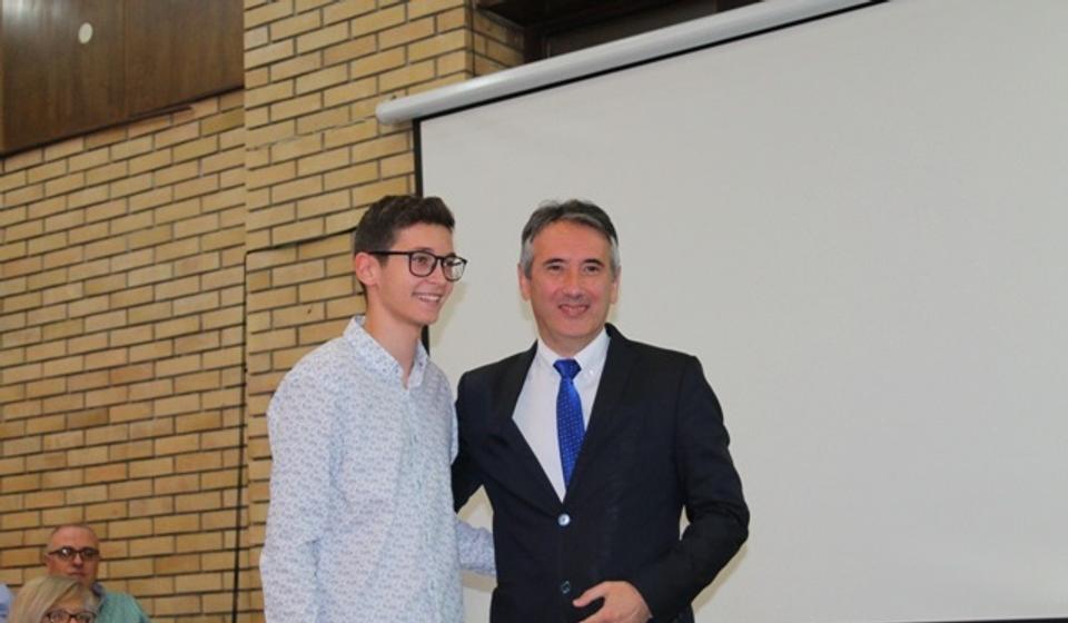 Konstantin Andonov, đak generacije OŠ Jovan Jovanović Zmaj. Foto VranjeNews