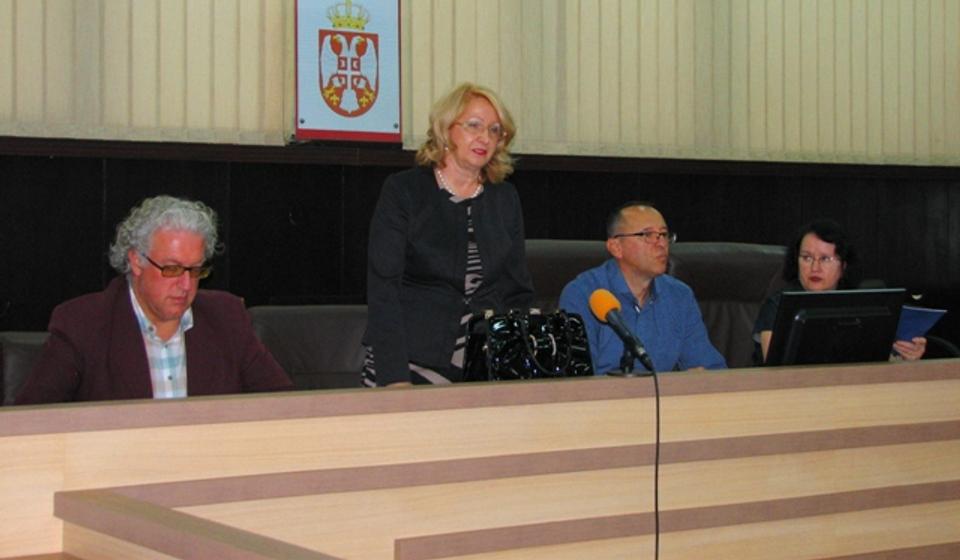 Sreten dostigao domete savršenog advokata: Brankica Orlović. VranjeNews