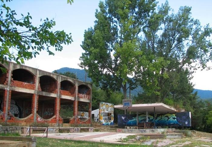 Umesto naučnog centra - ruševine. Foto Vranje news