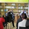 Autor Dejan Vukićević i voditeljka razgovora Dragana Milunović na promociji knjige Non imprimatur ili Cenzura u bibliotekarstvu i izdavaštvu. Foto Vranje News