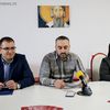 Čvrsto opredeljeni za bojkot: Đorđe Ristić, Milan Mihajlović i Nela Dimitrijević na konferenciji za medije. Foto VranjeNews