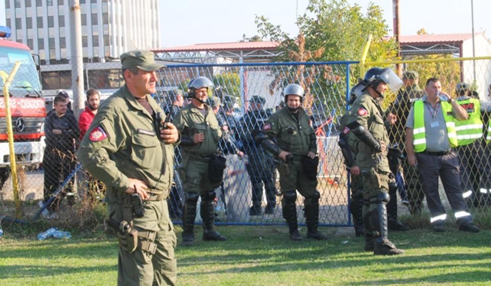 Žandarmerija u pripravnosti. Foto VranjeNews
