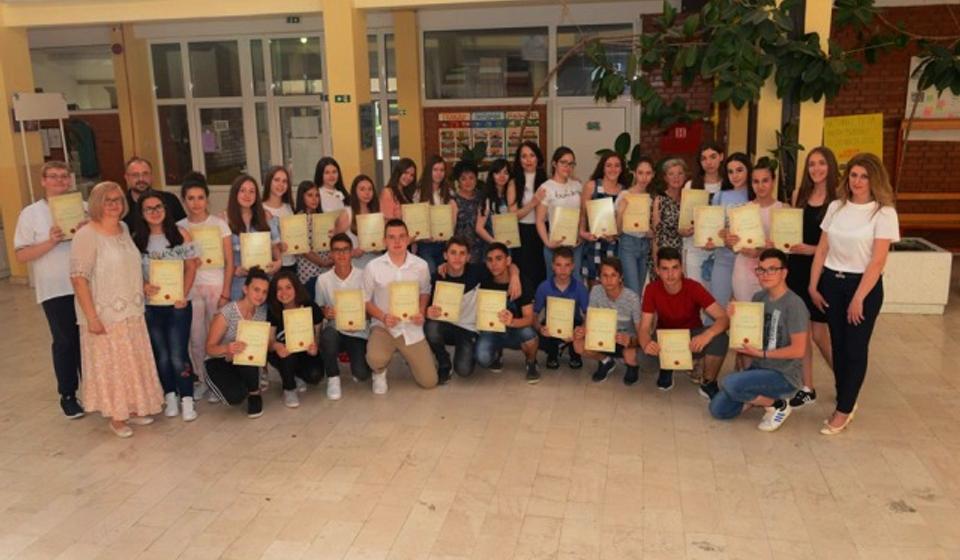 Foto OŠ Svetozar Marković