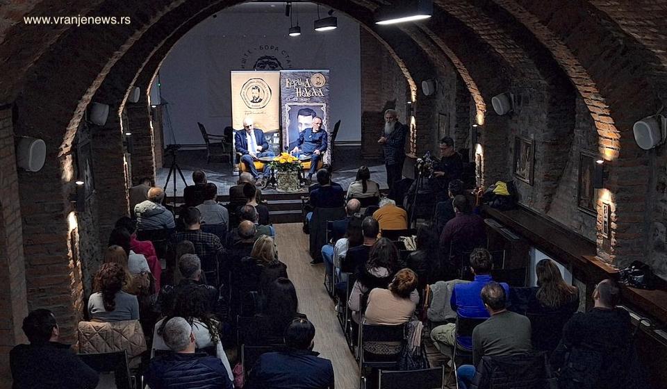 Sa književne večeri posvećene Temi Borine nedelje. Foto Vranje news
