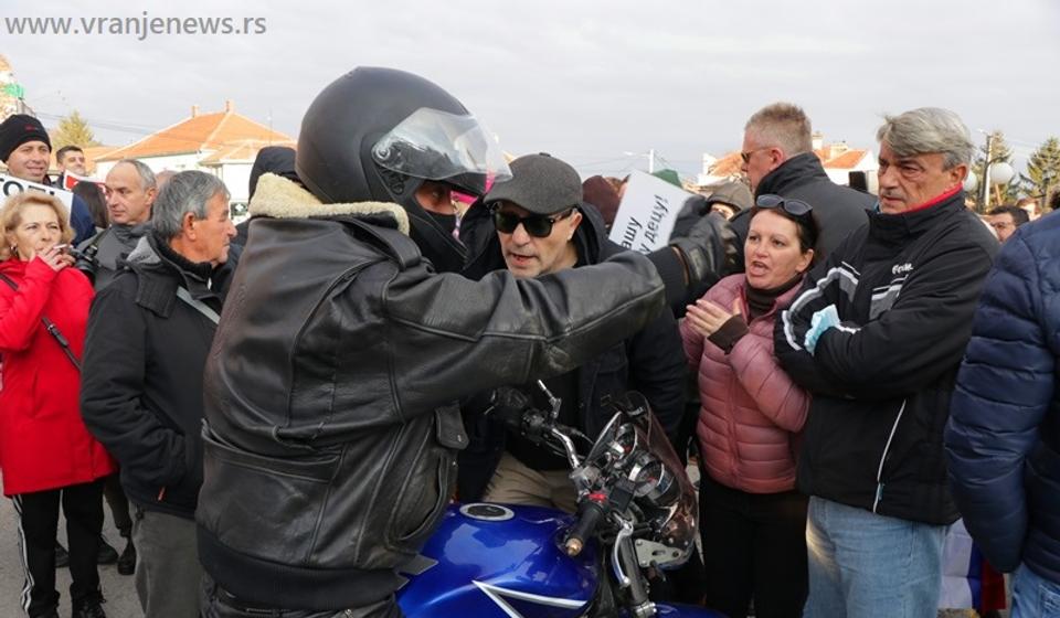 Ni napred ni nazad: pregovori sa Istokom. Foto Vranje News