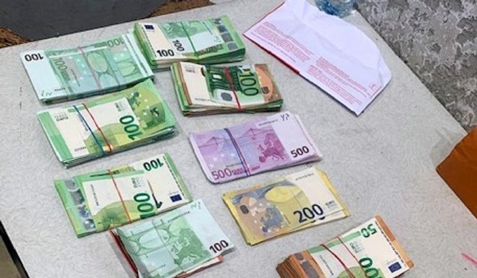 Foto Uprava carina (klik na sliku za uvećanje)