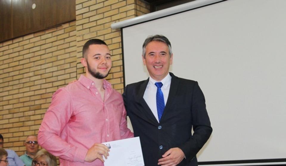 Lazar Golubović, đak generacije Medicinske škole dr Izabel Emsli Haton. Foto VranjeNews