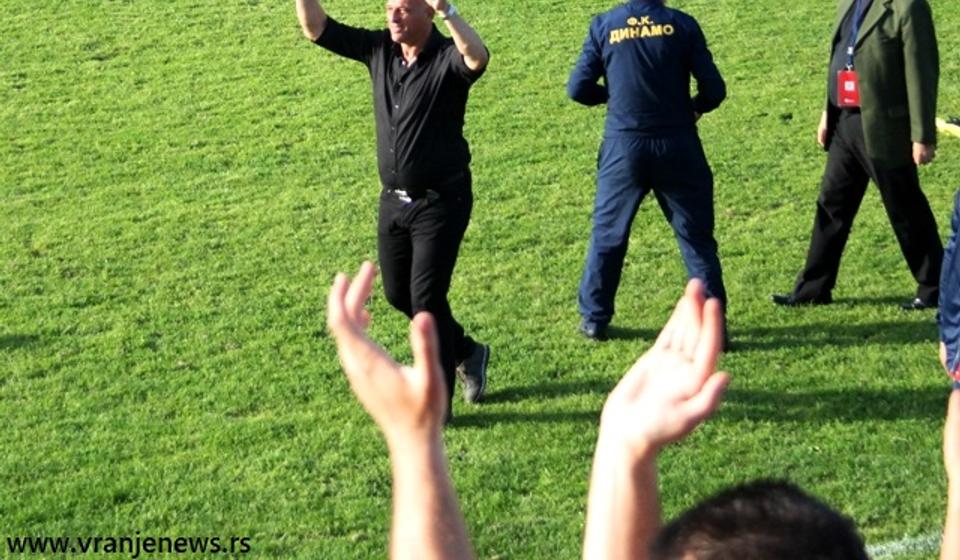 Dragan Antić Recko u vreme kada je FK Dinamo Vranje igrao u najelitnijem rangu takmičenja u Srbiji. Foto ilustracija Vranje News