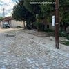 Baba Zlatina danas: da li ovakva ulica treba da bude parkiralište. Foto Vranje News