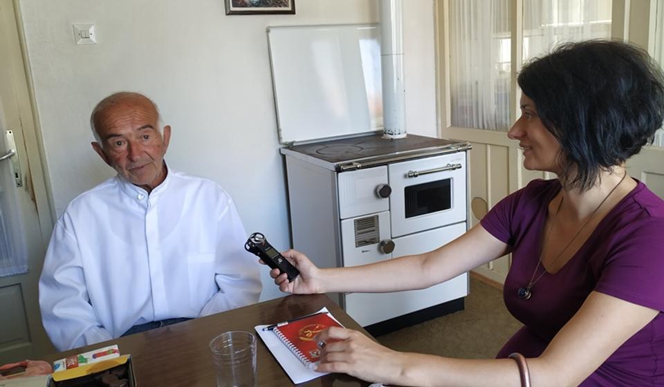 Slobodan Cobi Jovanović u razgovoru sa Marijom Vitas, urednicom Etnoumlja. Foto Ivana Ljubinković