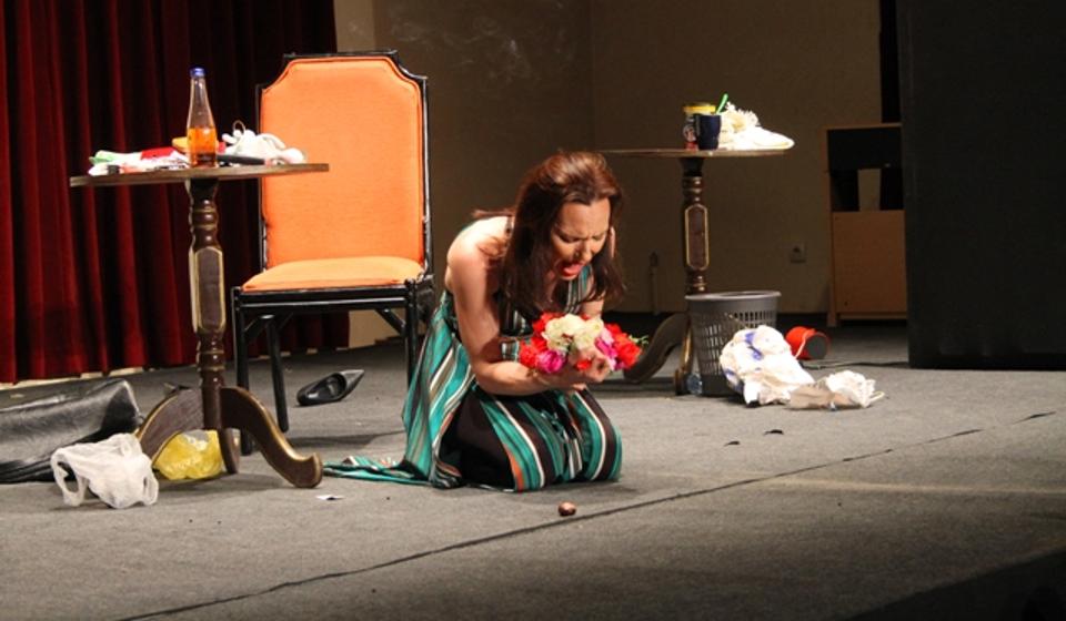 Monodrama je u izvođenju glumice vranjskog ansambla Žetice Dejanović. Foto VranjeNews