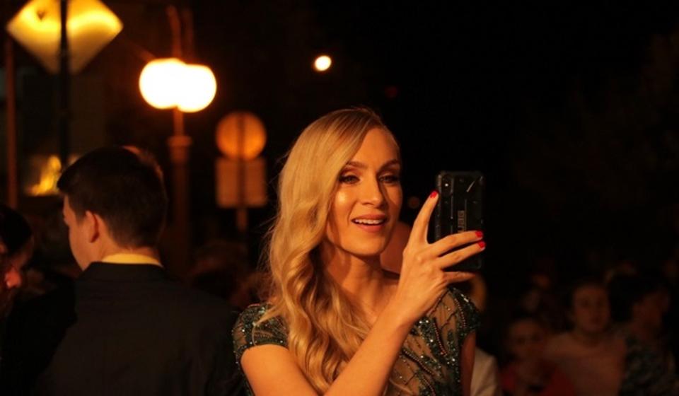 Glumica u ulozi voditeljke: Jelena Gavrilović. Foto VranjeNews