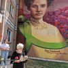 Ja sam Dara iz Jasenovca: Jelena Buhač Radojčlić na svečanosti povodom otkrivanja murala. Foto vranje.rs