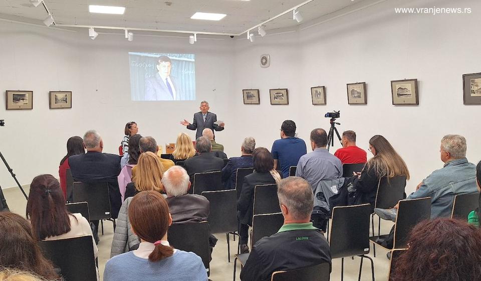 Treći dijalog s tradicijama posvećen prof. dr Momčilu Zlatanoviću. Foto Vranje news