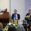 Vladimir Pištalo (desno) i Nenad Šaponja na otvaranju Književne kolonije u Vranju. Foto Vranje News