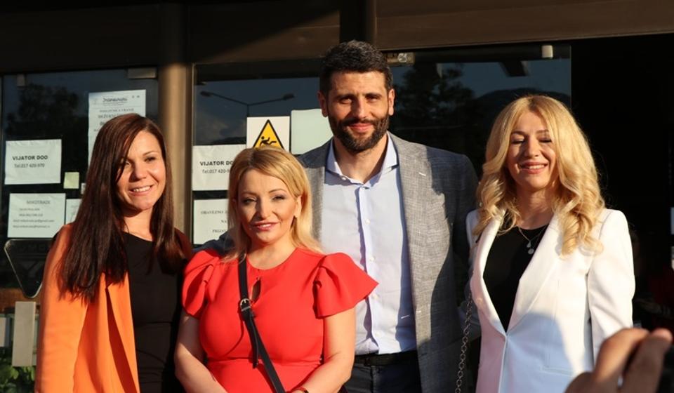 Aleksandar Šapić prilikom jednog od susreta sa članstvom SNS-a u Vranju. Foto Vranje news