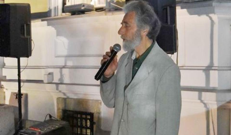 Otvaranje izložbe nastupom je uveličao pojac Ljubomir Manasijević. Foto Žuto cveće