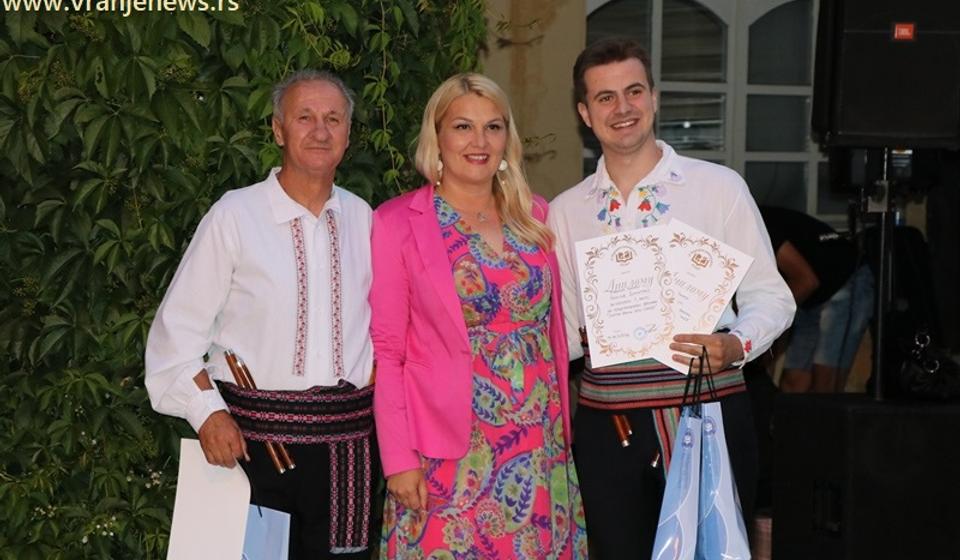 Najbolji duet. Foto Vranje News