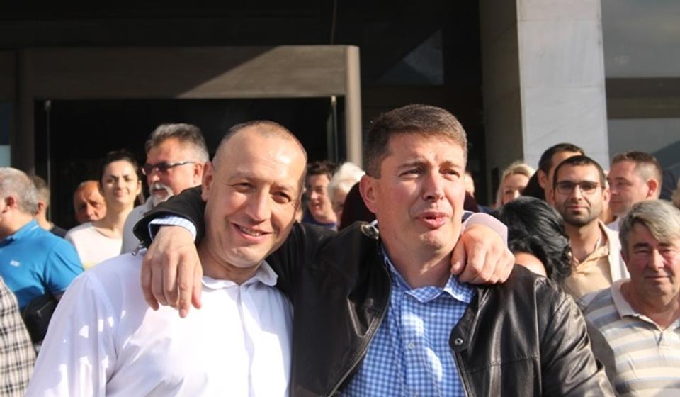 Sa jednog od ranijih stranačkih sastanaka u Jumku: Dragan Stevanović Boske (desno). Foto Vranje news